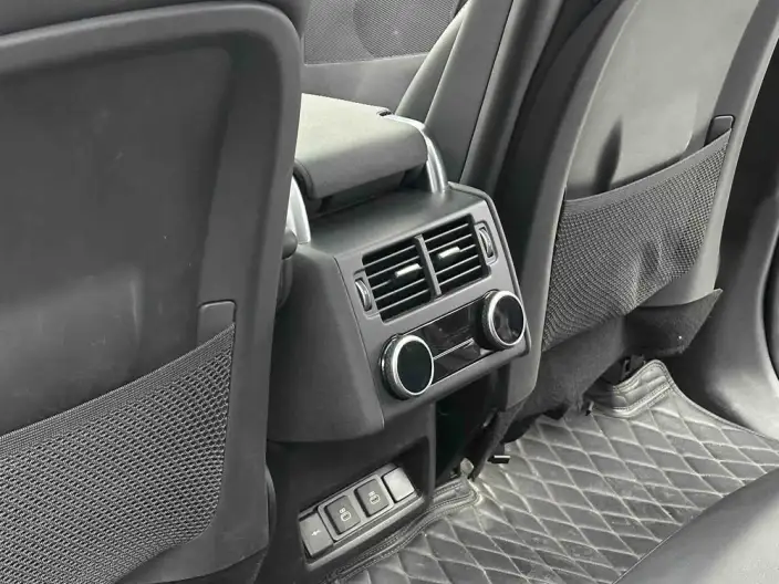Land Rover Discovery 2024 Model 360PS R-Dynamic SE – фото 6