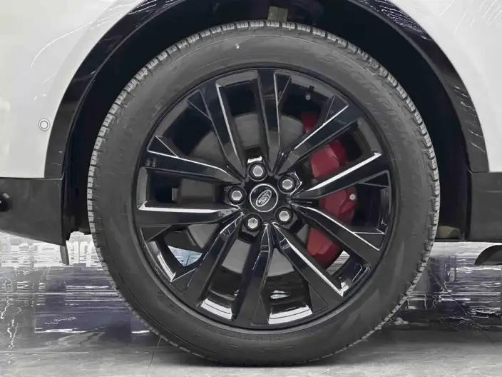 Land Rover Discovery 2024 Model 360PS R-Dynamic SE – фото 7