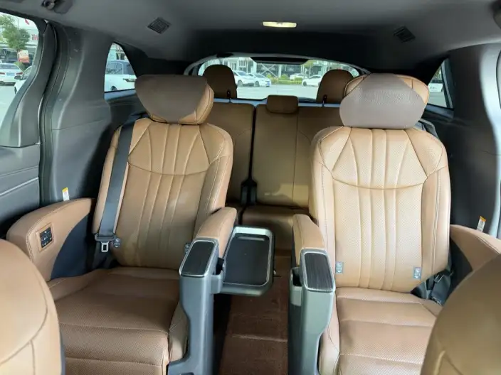 Toyota Sienna 2026 Model Hybrid 2.5L 4WD Premium – фото 17