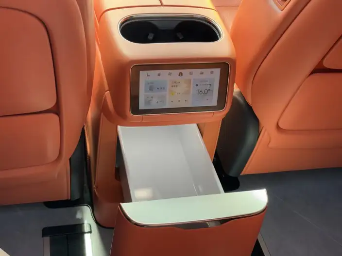 Lynk & Co 900 2025 Model 2.0T Ultra VI seat – фото 8