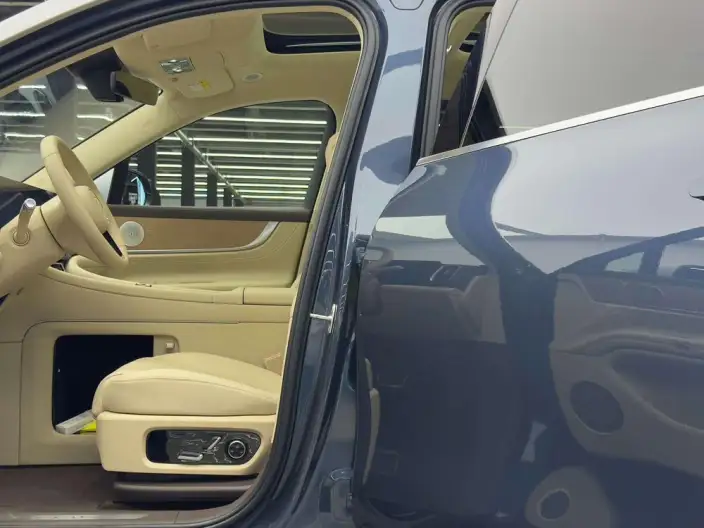 Aito M9 2024 Model EV Ultra VI seat Edition – фото 8