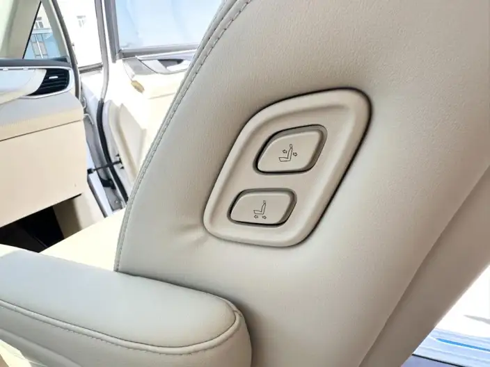 Buick GL8 2023 Model ES Luzun 2.0T Exclusive Model – фото 9