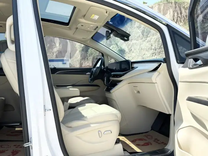 Buick GL8 2023 Model ES Luzun 2.0T Exclusive Model – фото 16