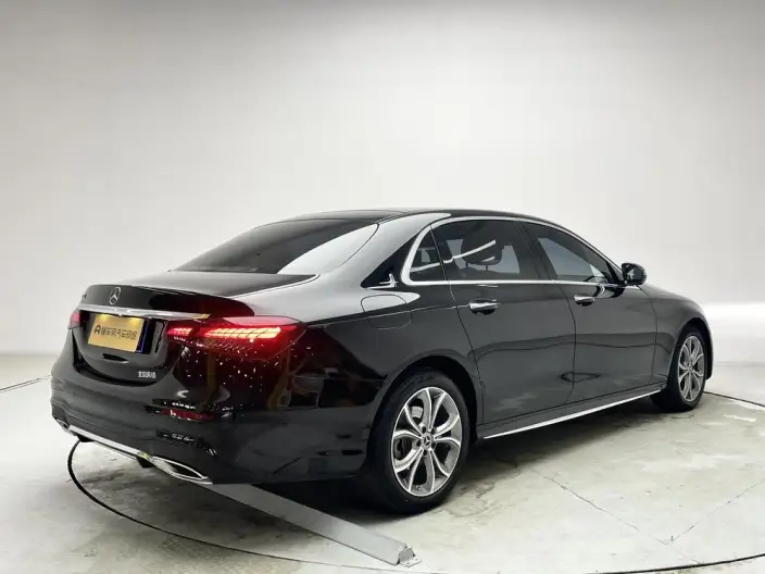 Mercedes-Benz E-Class 2023 Model Facelift E 300 L Fashion Model Sports sedan – фото 7