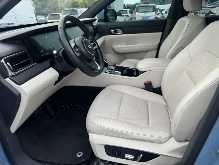 Li Auto ONE 2021 Model Extended Range 6 seat Edition – фото 12