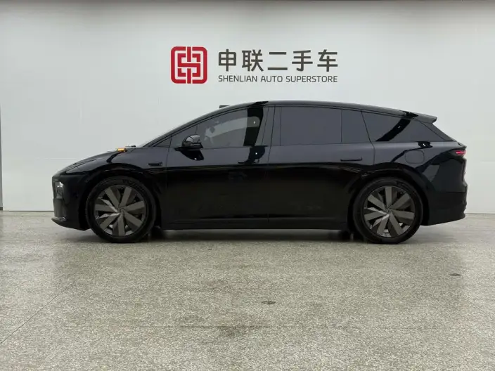 Li Auto i6 2025 Model 2WD Standard Edition – фото 3