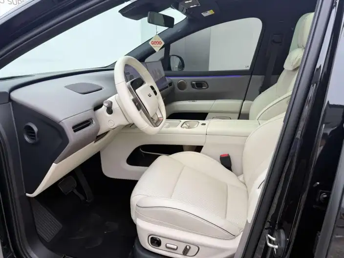 Li Auto i6 2025 Model 2WD Standard Edition – фото 16