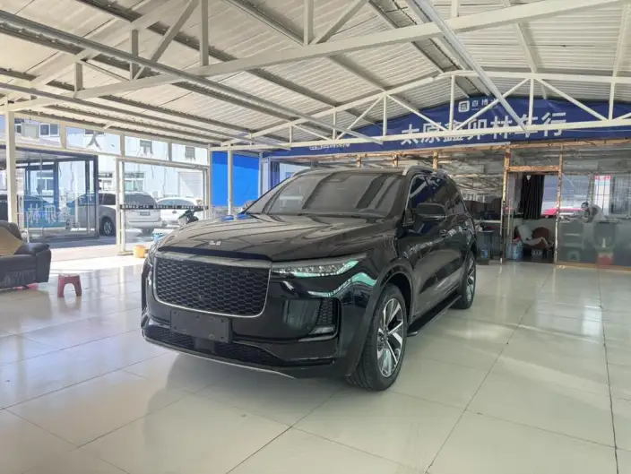 Li Auto ONE 2021 Model Extended Range 6 seat Edition – фото 1