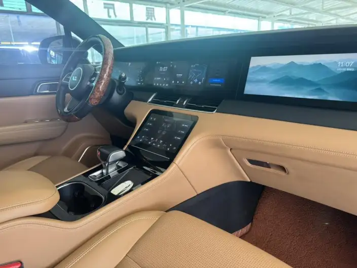 Li Auto ONE 2021 Model Extended Range 6 seat Edition – фото 6