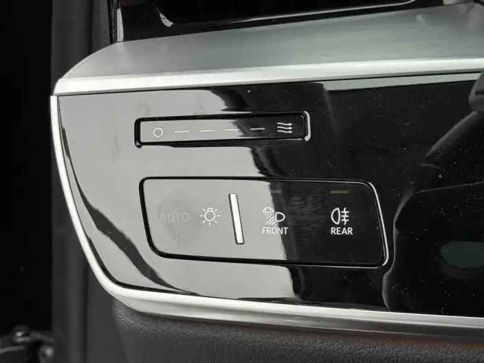 Audi A8 2024 Model A8L 55 TFSI quattro Flagship Model – фото 8