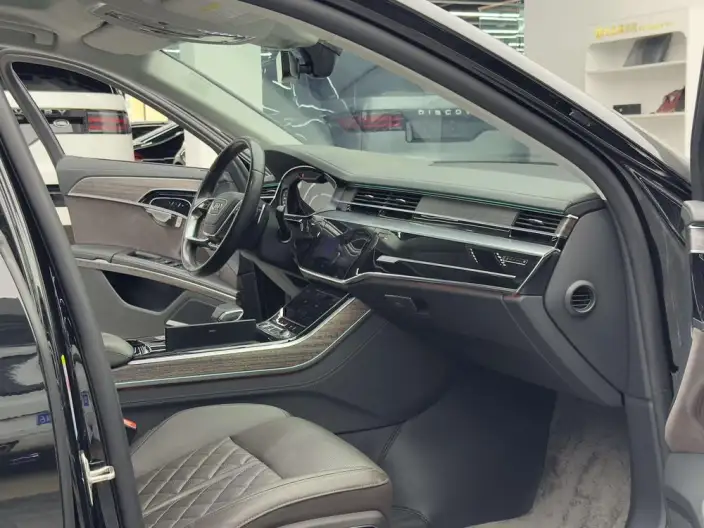 Audi A8 2024 Model A8L 55 TFSI quattro Flagship Model – фото 19