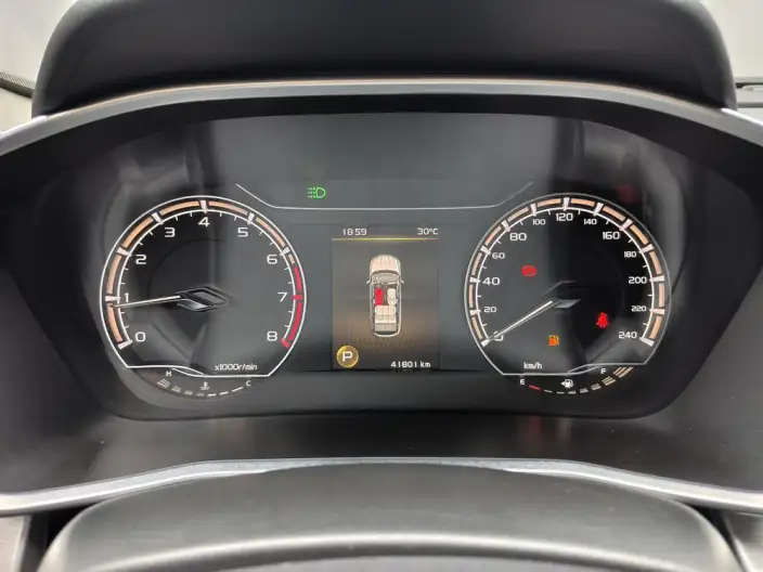 Geely Binyue 2021 Model 240T DCT Diamond Edition – фото 15
