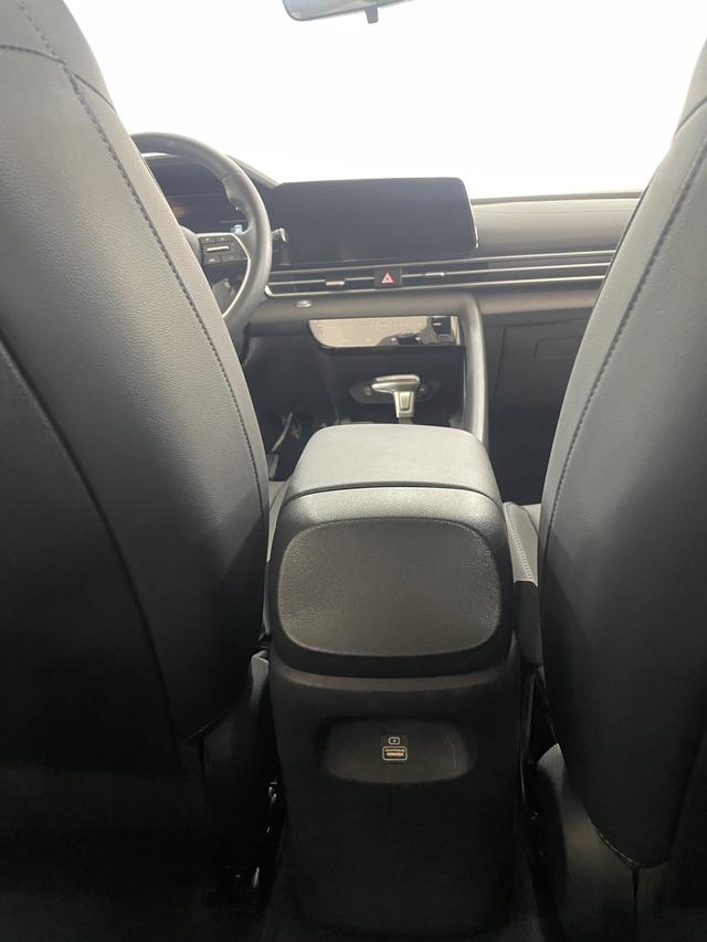 Hyundai Elantra 2021 1.5L CVT LUX Premium – фото 11