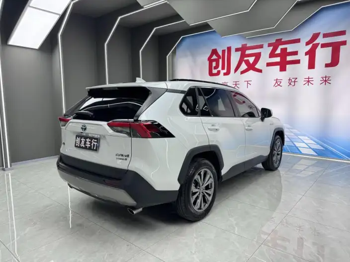 Toyota RAV4 2024 Model Intelligent Hybrid 2.5L E-CVT 2WD Elite PLUS Edition – фото 6