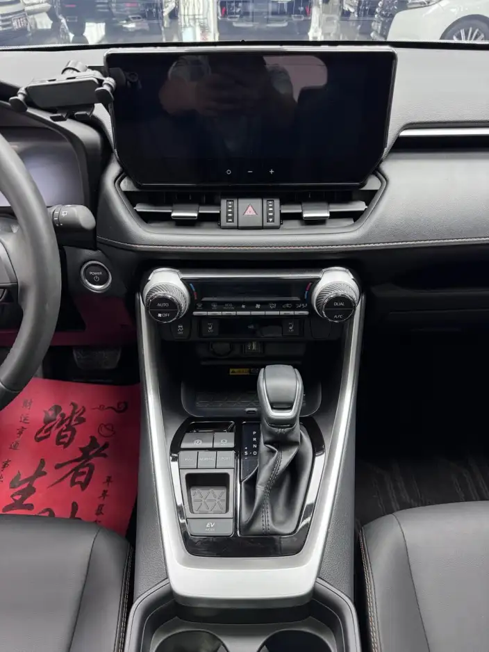 Toyota RAV4 2024 Model Intelligent Hybrid 2.5L E-CVT 2WD Elite PLUS Edition – фото 8
