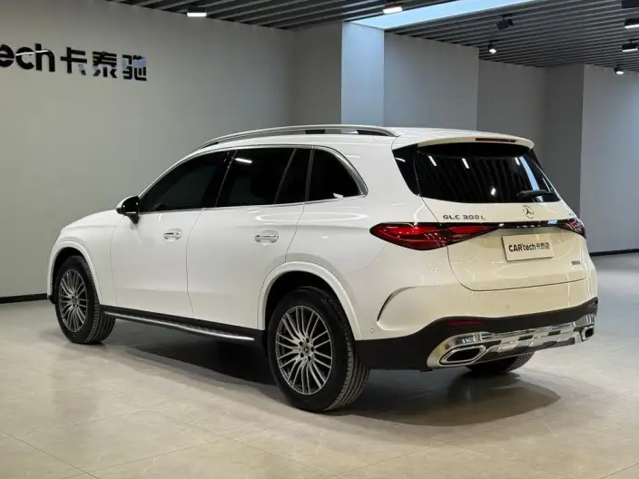 Mercedes-Benz GLC 2025 Model Facelift GLC 300 L 4MATIC Dynamic Model 5 seat – фото 5