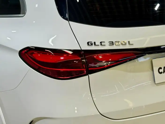 Mercedes-Benz GLC 2025 Model Facelift GLC 300 L 4MATIC Dynamic Model 5 seat – фото 10