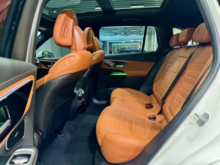 Mercedes-Benz GLC 2025 Model Facelift GLC 300 L 4MATIC Dynamic Model 5 seat – фото 26