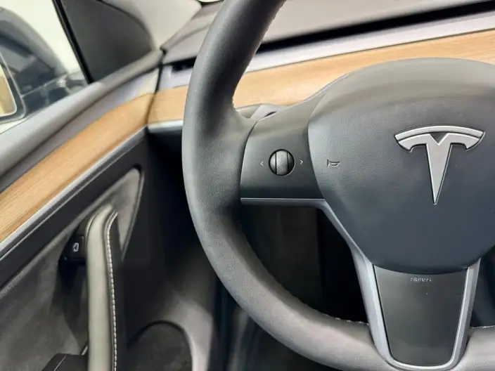 Model Y 2023 Model Long Battery Life Pro All-wheel drive version – фото 20