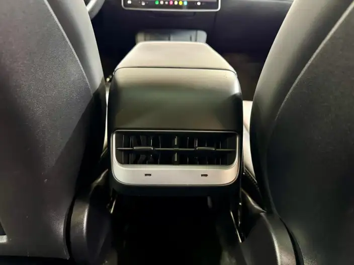 Model Y 2023 Model Long Battery Life Pro All-wheel drive version – фото 28