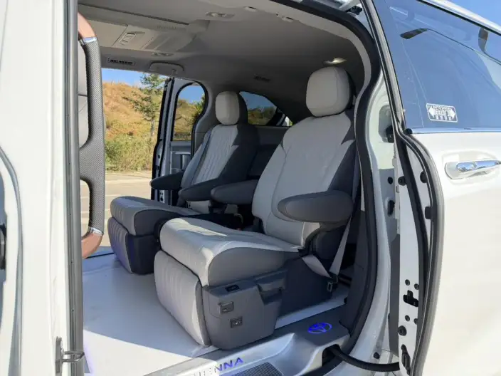 Toyota Sienna 2024 Model Hybrid 2.5L Comfort Edition – фото 19