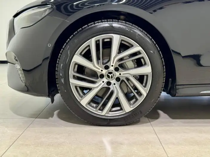Mercedes-Benz E-Class 2024 Model E 300 L Fashion Model sedan – фото 12