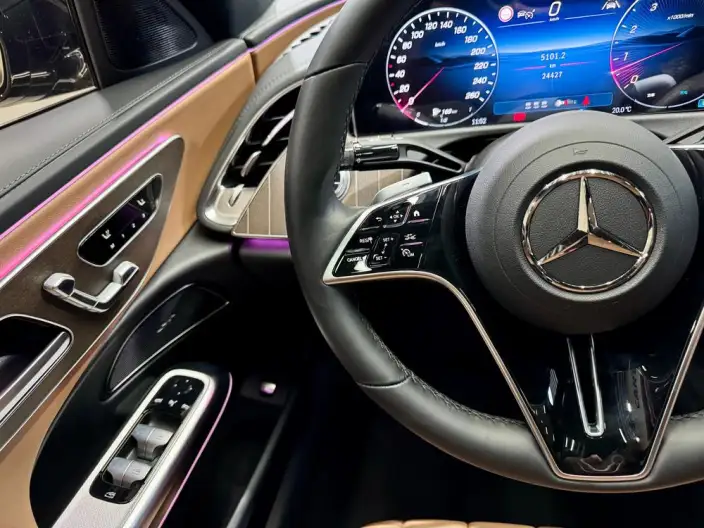 Mercedes-Benz E-Class 2024 Model E 300 L Fashion Model sedan – фото 23