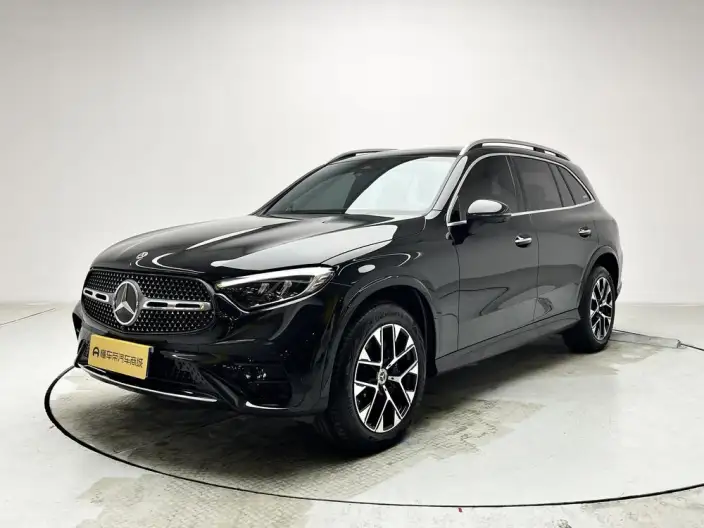 Mercedes-Benz GLC 2025 Model GLC 260 L 4MATIC Dynamic Model 5 seat