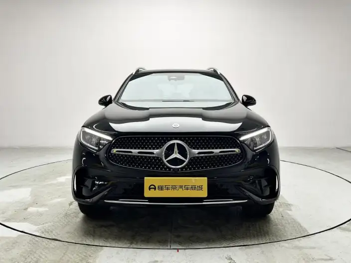 Mercedes-Benz GLC 2025 Model GLC 260 L 4MATIC Dynamic Model 5 seat