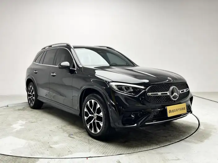 Mercedes-Benz GLC 2025 Model GLC 260 L 4MATIC Dynamic Model 5 seat