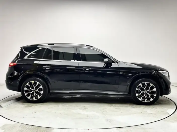 Mercedes-Benz GLC 2025 Model GLC 260 L 4MATIC Dynamic Model 5 seat – фото 8