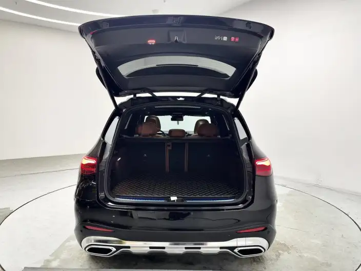Mercedes-Benz GLC 2025 Model GLC 260 L 4MATIC Dynamic Model 5 seat – фото 20