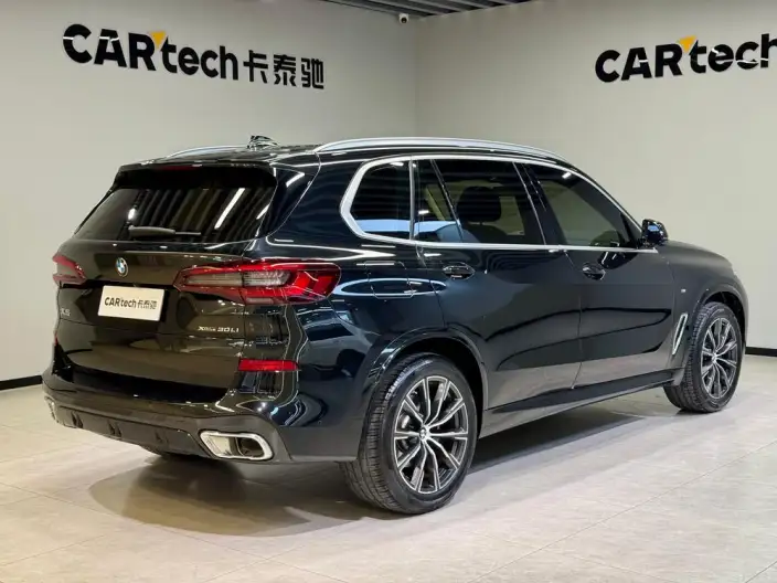 BMW X5 2022 Model xDrive 30Li Exclusive Model M Sports Set – фото 7
