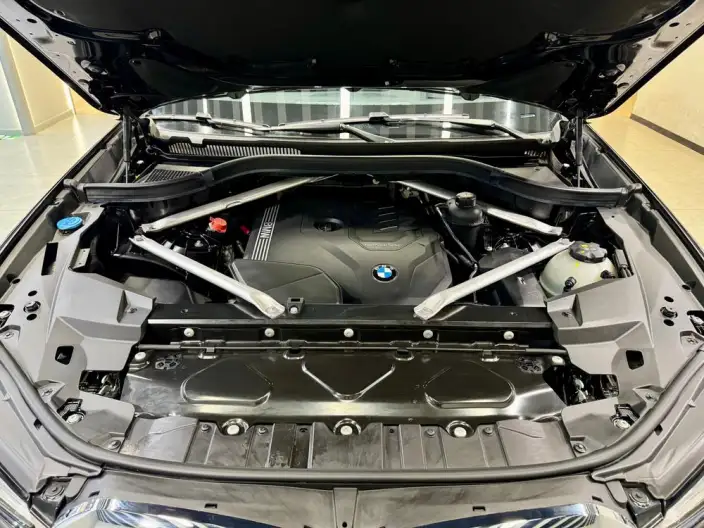 BMW X5 2022 Model xDrive 30Li Exclusive Model M Sports Set – фото 8