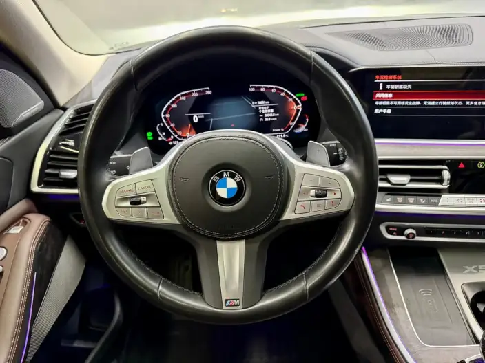 BMW X5 2022 Model xDrive 30Li Exclusive Model M Sports Set – фото 50