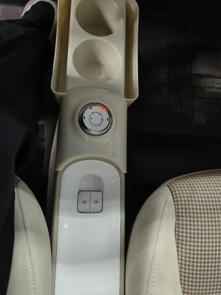 Wuling Hongguang MINIEV 2024 Model 215km Advanced version Lithium Iron Phosphate – фото 8