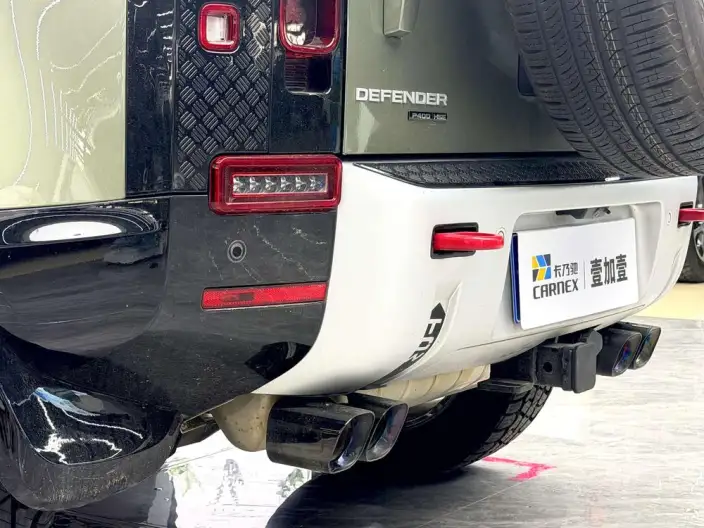 Land Rover Defender 2020 Model 110 P400 HSE – фото 7