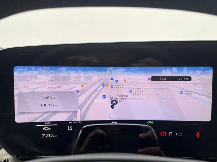 AUDI Q6L e-tron 2026 Model First Edition Pilot Edition – фото 8