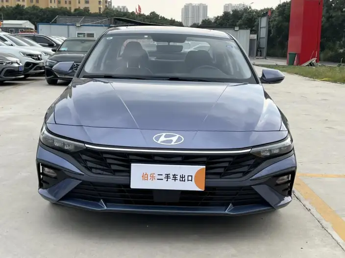Hyundai Ioniq 2023 Model 1.5L CVT GLX Elite Edition – фото 2