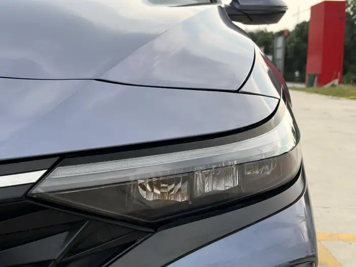 Hyundai Ioniq 2023 Model 1.5L CVT GLX Elite Edition – фото 7