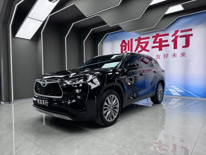 Toyota Highlander 2022 Model Hybrid 2.5L 4WD Premium Edition 7 seat – фото 1