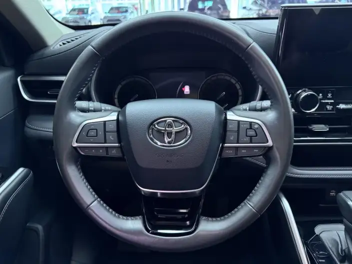 Toyota Highlander 2022 Model Hybrid 2.5L 4WD Premium Edition 7 seat – фото 10