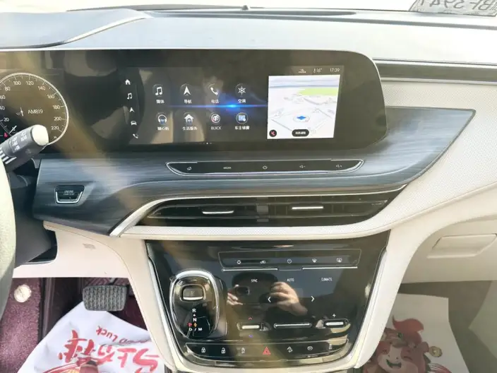 Buick GL8 2022 Model Facelift ES Luzun 653T Comfort Model – фото 8