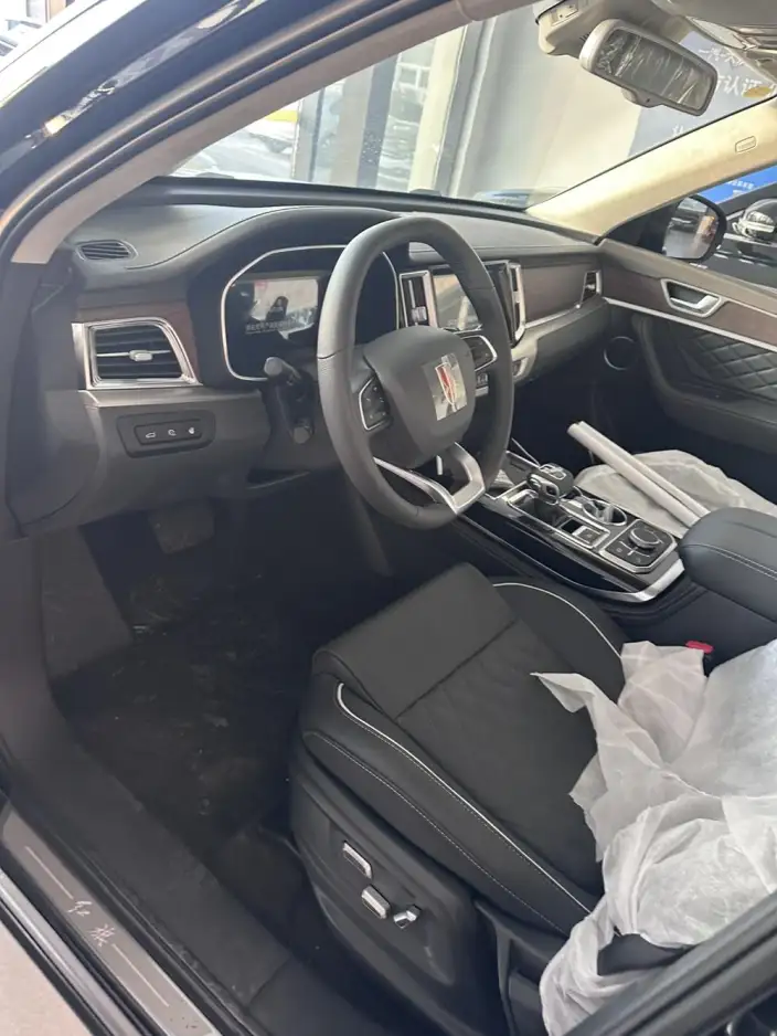 Hongqi HS7 2022 Model 3.0T Automatic 4WD Flag Enjoy Edition – фото 3