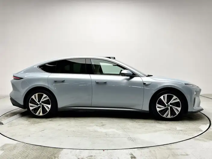 NIO ET5 2022 Model 75kWh – фото 8