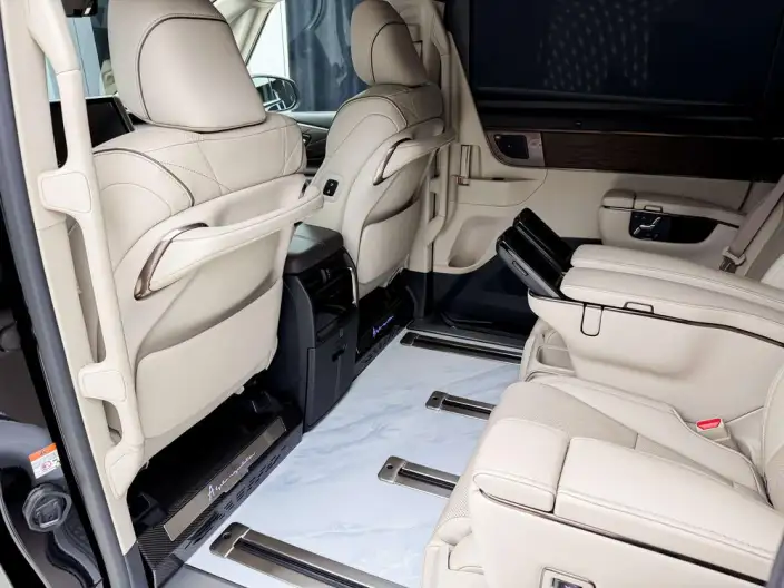 Elfa 2023 Model 2.5L Intelligent Hybrid 4WD Premium – фото 15