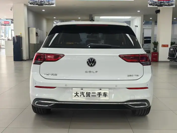 Volkswagen Golf 2021 Model 280TSI DSG Pro – фото 4