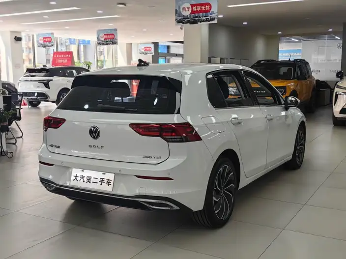 Volkswagen Golf 2021 Model 280TSI DSG Pro – фото 5
