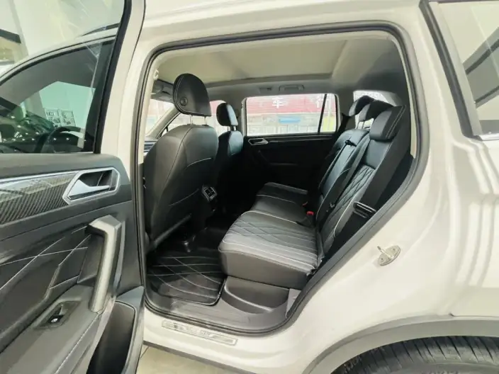 Volkswagen Tiguan L 2024 Model 330TSI 2WD R-Line Enjoy the version more – фото 13