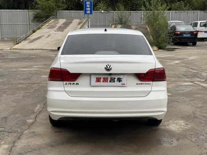 Volkswagen Santana 2021 Model 1.5L Manual Fashion edition – фото 6